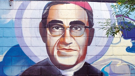 FeierAbend - Oscar Romeros stille Botschaft - Am 24. März 1980 fiel in San Salvador bei der Frühmesse in einer Krankenhauskapelle ein Schuss, der den Zelebranten am Altar sofort tötete: Oscar Arnulfo Romero, der Erzbischof von San Salvador, war einem