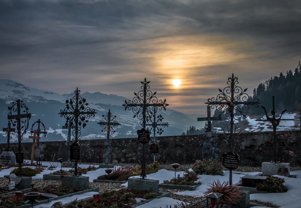 Friedhof / pixabay via pexels.com / CC0 License Friedhof
